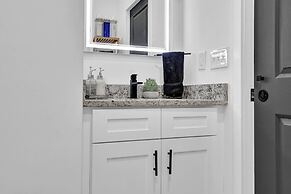 The Business Bungalow-5 Mins From Airport