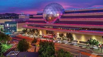 Vibrant Boho Family Home 3 Bed Pet Friendly UNR