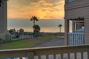 Private Balcony w/ Ocean View Pool & Hot Tub Access Ocean Echo by Avan
