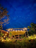 Bajo las Estrellas eco camp