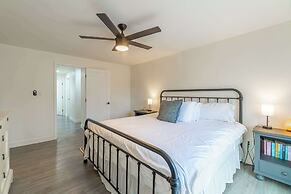 Cozy Family Haven in Sparks - Pet Friendly - Fenced Yard