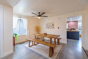 Cozy Family Haven in Sparks - Pet Friendly - Fenced Yard