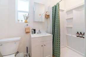 Charming Family 2BR Midtown Reno - Pets Welcome