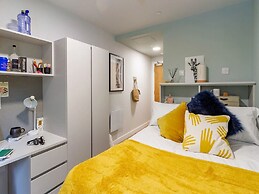 Student Only The Refinery