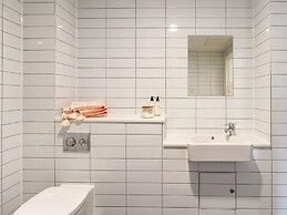 Student Only Gulson Gardens