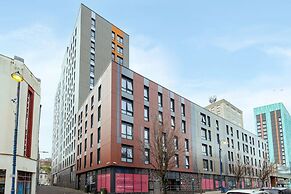 Student Only Oldway Centre