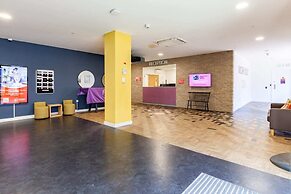 Student Only Oldway Centre