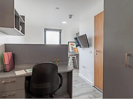 Student Only Oldway Centre