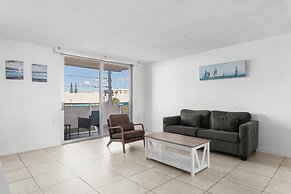 Bay Harbor Sunset Apt 4A