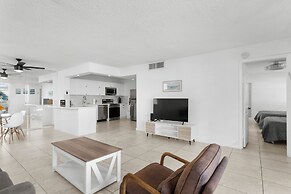 Bay Harbor Sunset Apt 4A