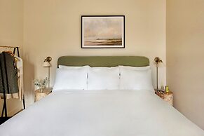 Sonder by Marriott Bonvoy The Nealon Apartments