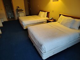 Western Executive Inn