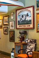 The Spotted Cow City Fringe Pet-friendly