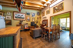 The Spotted Cow City Fringe Pet-friendly