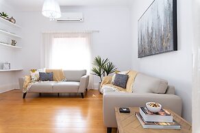 Charming 3BR Sandstone Haven