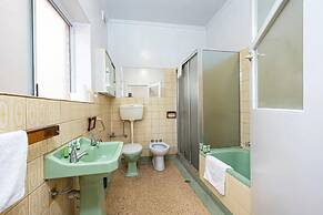 Serenity by the Sea in Largs North