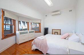 Serenity by the Sea in Largs North