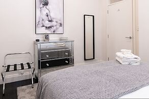Lovely 2BR Home in Norwood
