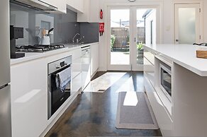 Lovely 2BR Home in Norwood