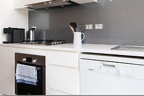 Lovely 2BR Home in Norwood