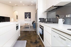 Lovely 2BR Home in Norwood