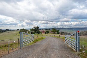 Goldfields View in Yattalunga