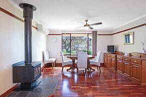 Goldfields View in Yattalunga