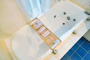 Oceanfront Oasis in Tennyson