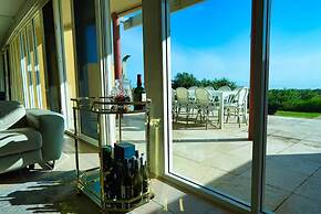 Oceanfront Oasis in Tennyson