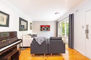 Home Among the Gum Trees