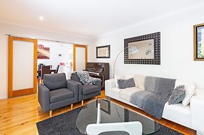 Home Among the Gum Trees