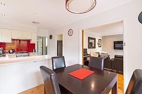 Home Among the Gum Trees