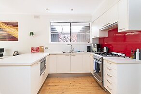 Home Among the Gum Trees