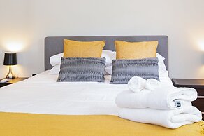 Home Among the Gum Trees