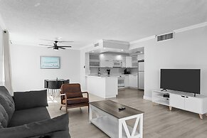 Bay Harbor Sunset Apt 5A