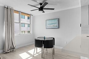 Bay Harbor Sunset Apt 5A