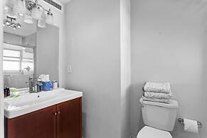 Bay Harbor Sunset Apt 5A