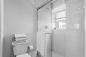 Bay Harbor Sunset Apt 5A