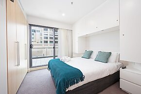 Beachfront Serenity in Glenelg