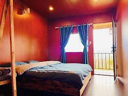 Thanh Binh Homestay Mang Den 37 Ho