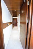 Hotel Lakshmi Towers