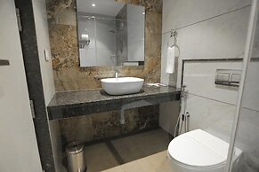 Hotel Lakshmi Towers