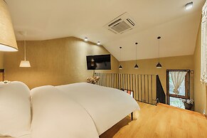 Hualu Yuejian Parent Child Homestay