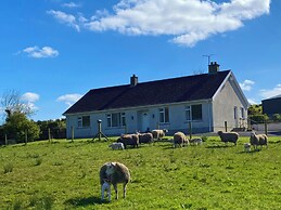 Betty's Farm Cottage