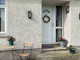 Betty's Farm Cottage