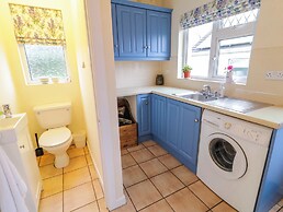 Betty's Farm Cottage