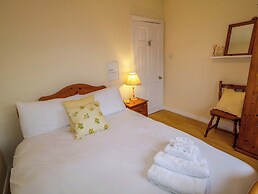 Betty's Farm Cottage