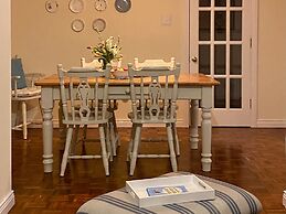 Betty's Farm Cottage