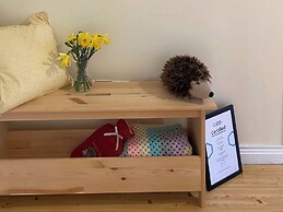 Betty's Farm Cottage