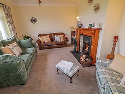 Betty's Farm Cottage